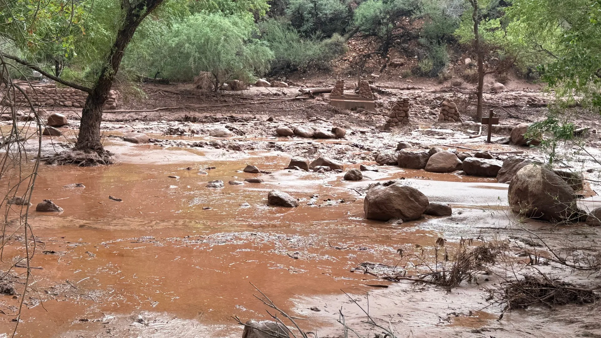 Enchente atinge Grand Canyon, nos EUA; ao menos 1 pessoa morreu e 15 estão desaparecidas – G1