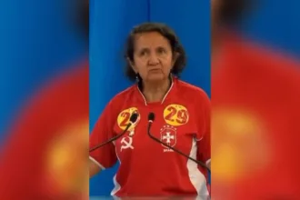 internada em UTI
