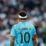 Corinthians condena ataques a criança corintiana