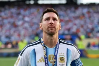 messi-diz-adeus-a-argentina-e-encerra-era-historica-com-selecao-tricampea-mundial