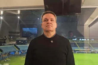 Adson Batista considera empréstimo de meio-campistas do Atlético