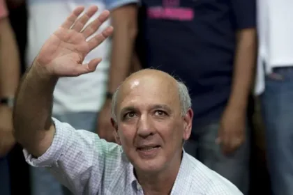 mpf-mantem-pedido-para-barrar-candidatura-de-arruda-no-df;-ex-governador-aparece-em-2o-na-quaest
