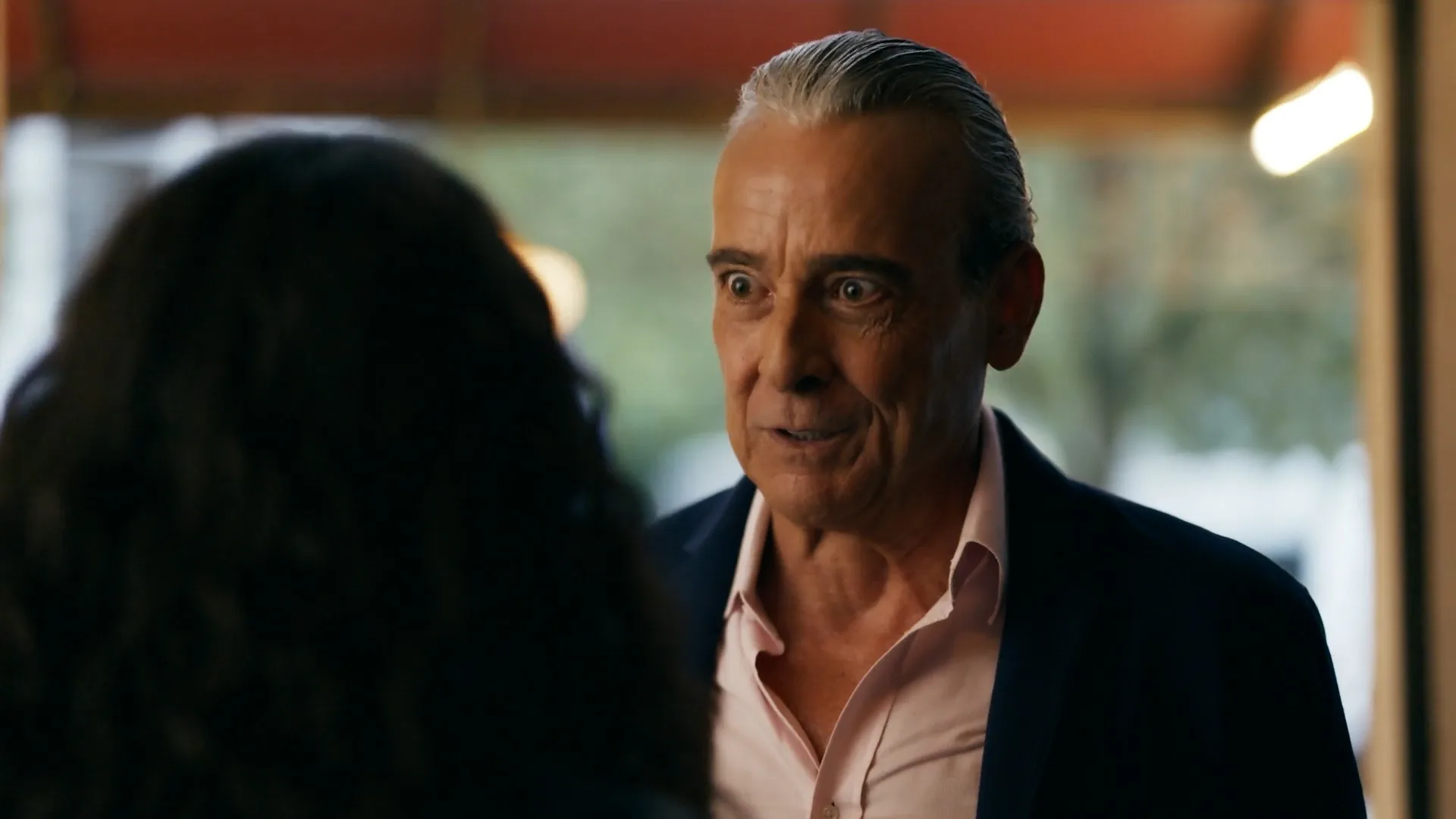 Quem Ama Cuida: Ulisses cai em plano de Adriana e decide vender sua parte na joalheria – Gshow