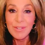 apresentadora-rosanna-scotto-chora-ao-vivo-em-emocionante-retorno-apos-morte-da-mae