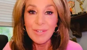 apresentadora-rosanna-scotto-chora-ao-vivo-em-emocionante-retorno-apos-morte-da-mae