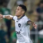 botafogo-questiona-reprovacao-de-matheus-martins-em-exames-do-dinamo-moscou