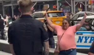 Ataque a facadas na Times Square envolvendo vice-presidente do Bank of America