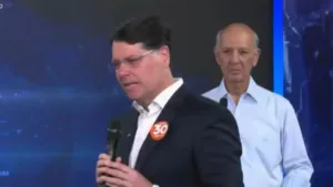 Candidato do Novo elogia gestão goiana em debate