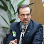 Gustavo Mendanha defende afastamento de Moraes