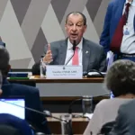 ccj-aprova-fim-da-escala-6×1-com-4-manifestacoes-contrarias;-saiba-quem-foi-contra-a-pec
