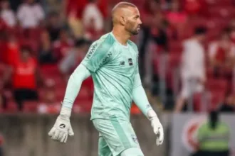 Weverton joga hoje no clássico Grenal