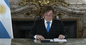 Javier Milei anuncia sanções sobre petróleo nas Malvinas