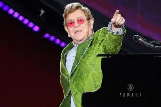 Elton John no palco do Rock in Rio