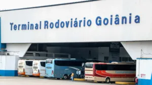 movimento-na-rodoviaria-de-goiania-deve-aumentar-20%-no-feriado;-aeroporto-espera-41,2-mil-passageiros