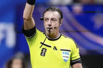 arbitro-fifa-que-estava-na-copa-do-mundo-vai-apitar-goias-x-fortaleza;-veja-escala