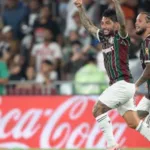 lucho-acosta-sai-do-banco,-decide-e-fluminense-vence-vasco-pelo-brasileirao-–-uol