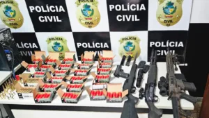 investigacao-de-agressao-contra-mulher-leva-a-apreensao-de-arsenal-em-vianopolis