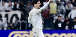 chape-vira,-amplia-jejum-do-corinthians-e-vence-pela-3a-vez-no-brasileirao-–-uol