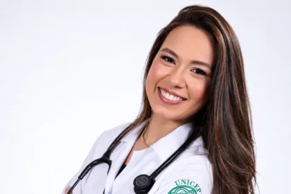 entenda-o-que-levou-medica-goiana-a-fechar-consultorio-e-ir-sozinha-para-mocambique