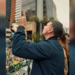 flavio-bolsonaro-reune-apoiadores-na-paulista-para-ato-do-7-de-setembro