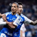 matheus-pereira-e-kaio-jorge-discutem-por-penalti-em-vitoria-do-cruzeiro;-veja-video