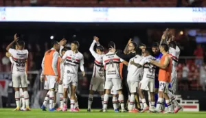 sao-paulo-adota-‘bicho-molhado’-e-paga-premiacao-extra-por-vitorias-no-brasileirao