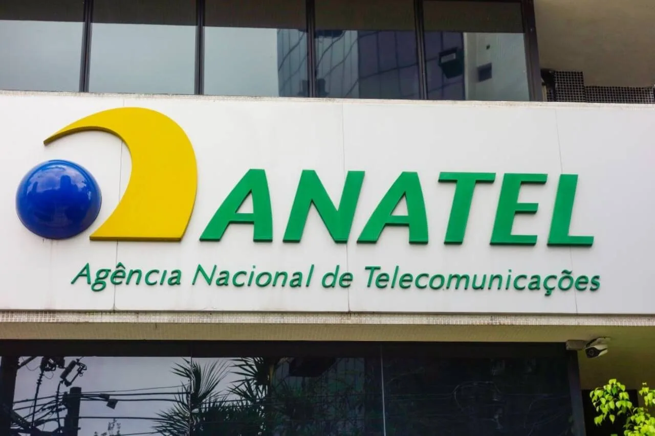 Anatel prevê data centers em edital do leilão da faixa de 6 GHz