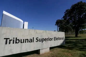 oi-mantem-contratos-de-rede-com-tse-e-16-tribunais-regionais