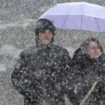 termometros-marcam-3,8°c-com-neve-na-serra-do-rio-grande-do-sul