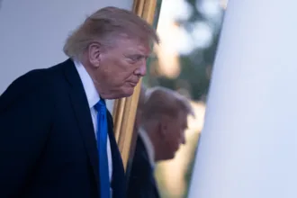 governo-trump-apoia-openai-em-acao-movida-pelo-‘new-york-times’-contra-uso-de-conteudo-do-jornal-para-treinar-ia