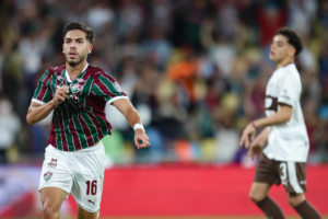 fluminense-vence-o-platense-no-maracana-e-larga-em-vantagem-nas-quartas-da-libertadores