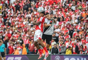 vasco-empata-sem-gols-com-o-santa-fe-nas-quartas-da-sul-americana