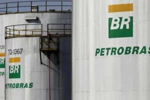 petrobras-eleva-preco-da-gasolina-para-distribuidoras,-mas-preco-final-nao-deve-mudar;-entenda-–-g1
