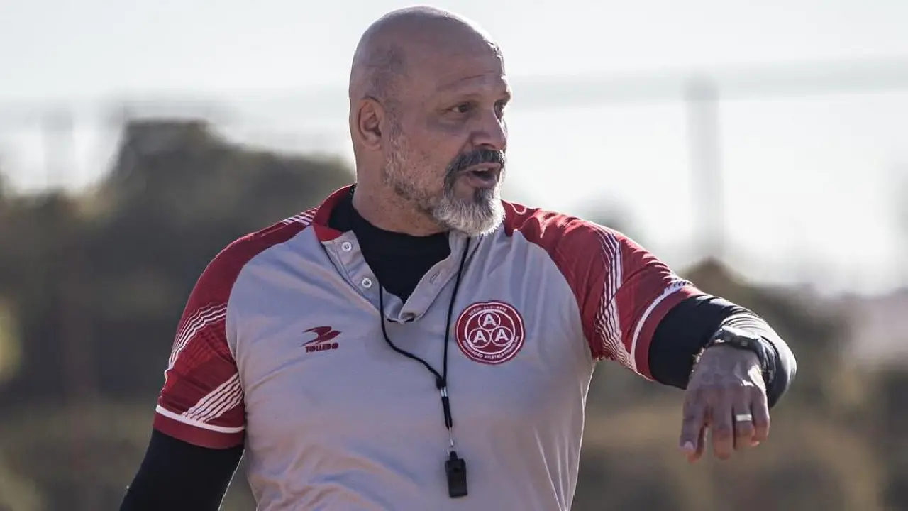 Bom Jesus troca comando técnico e anuncia Flávio Tanajura, ex-Anapolina