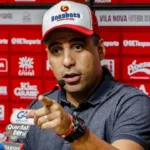 hugo-vibra-com-vitoria-no-classico-e-cutuca-o-goias:-“fregues-e-o-cara…”
