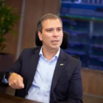 pf-achou-dezenas-de-armas,-incluindo-fuzis,-ao-prender-ex-presidente-do-brb