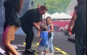 filhos-de-virginia-e-ze-felipe-sobem-ao-palco-durante-show-de-leonardo-em-goiania