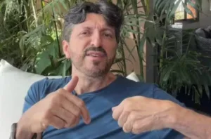einstein-recebe-remedio-experimental-para-tratar-lito-sousa