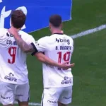apos-tabela,-facundo-colidio-marca-e-vira-o-jogo-em-gremio-x-vasco-pelo-brasileirao-2026