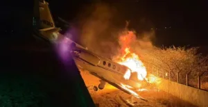 jato-de-rey-vaqueiro-se-incendeia-apos-sair-de-pista-no-rn