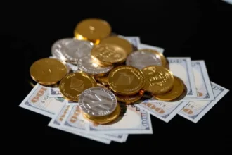 obras-em-cozinha-revelam-82-moedas-antigas-enterradas-nos-eua