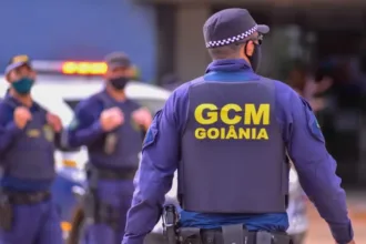 gcm-apura-caso-de-agente-que-agrediu-motociclista-apos-acidente-de-transito-em-goiania