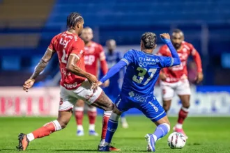 vila-nova-empata-fora-de-casa-com-o-avai-e-perde-a-chance-de-assumir-a-lideranca-da-serie-b