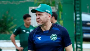 mozart-exalta-virada-do-goias-e-convoca-torcida-pelo-acesso:-“nos-ainda-acreditamos”