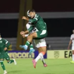 tadeu-falha,-mas-se-recupera-e-goias-vence-botafogo-sp-de-virada