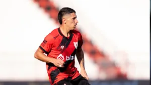“o-foco-agora-e-entrar-no-g-2-e-subir-o-atletico-direto”,-diz-geovany-soares