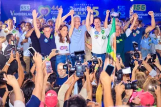 daniel-reune-5-mil-em-aparecida-e-promete-manter-conquistas-do-atual-governo