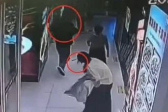 policia-detem-homem-de-35-anos-apos-esfaquear-mulheres-na-china