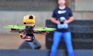 camara-avalia-projeto-que-simplifica-requisitos-para-operacao-civil-de-drones-no-brasil