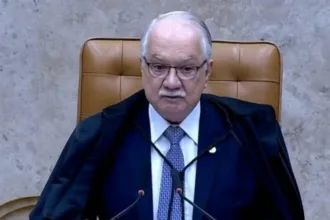 stf-pausa-sessao-sobre-alexandre-de-moraes-e-daniel-vorcaro-com-volta-as-15h-nesta-tarde